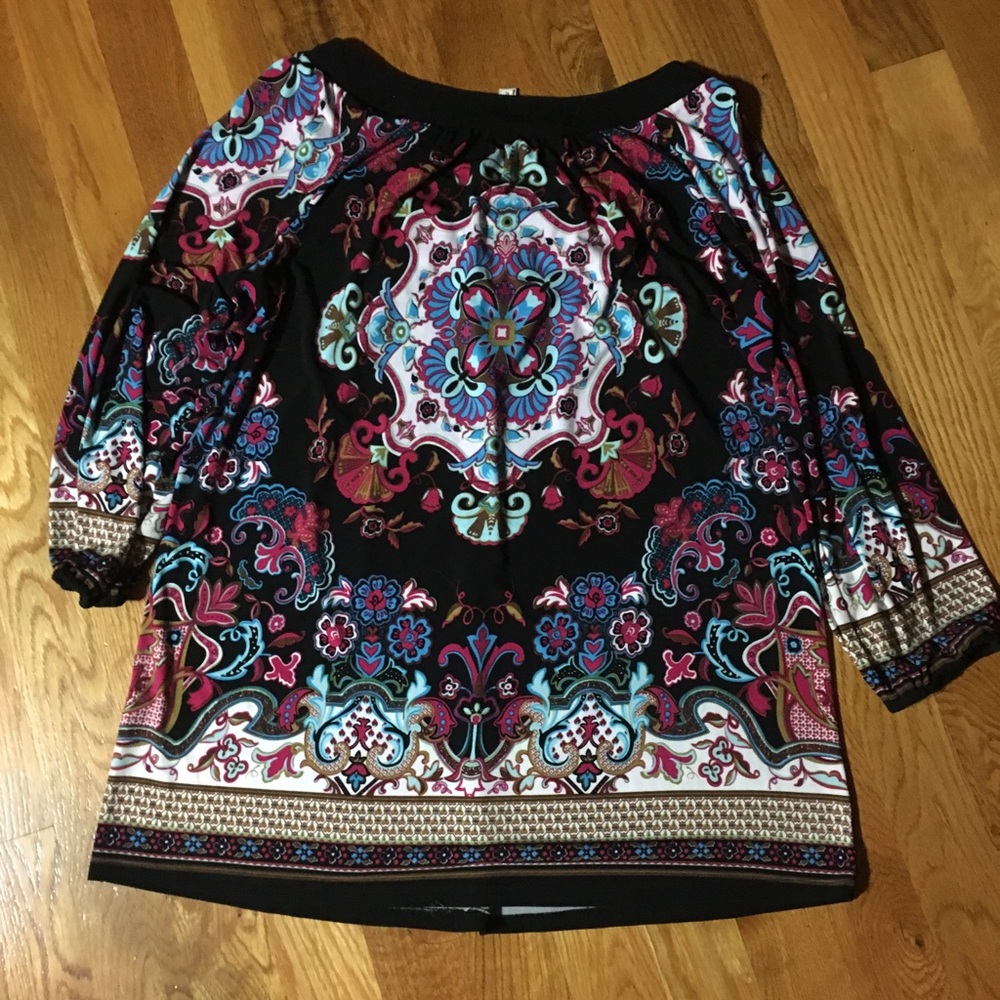 Women’s size extra large top tunic